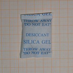 Zeige Details für Trockenbeutel Vlies 5 g Silica Gel farblos Bild von Trockenbeutel Vlies 5 g Silica Gel farblos